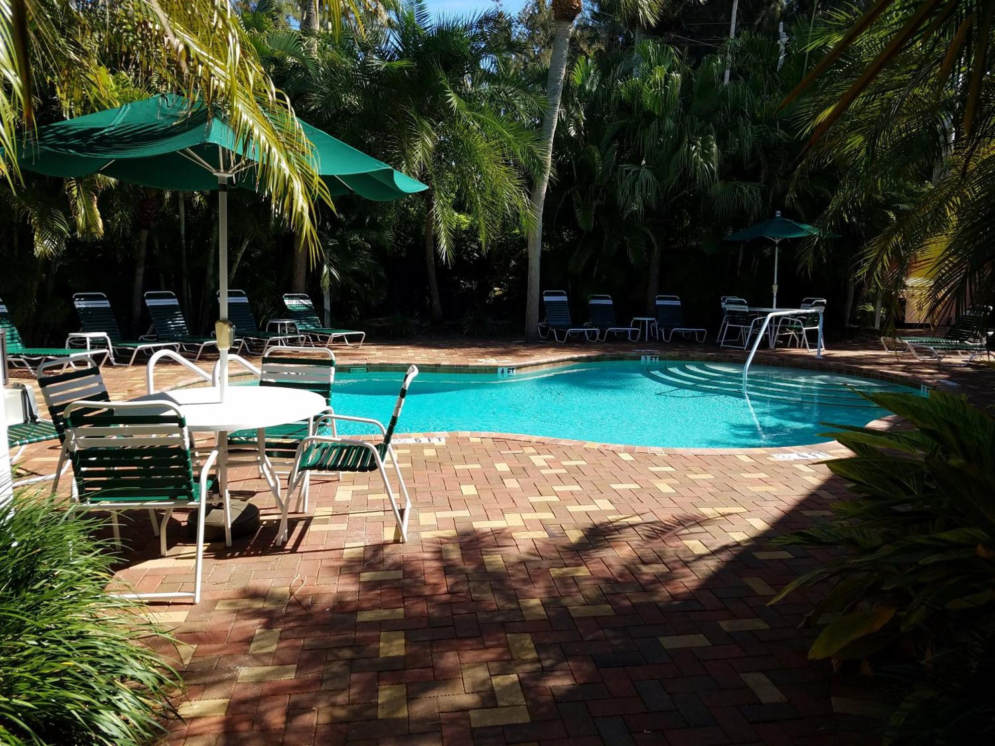 Siesta Key Inn Extérieur photo